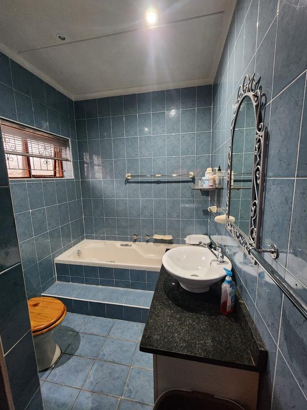 5 Bedroom Property for Sale in Malabar Eastern Cape